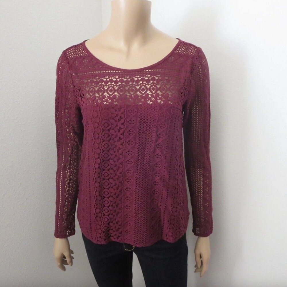 NWT Hollister Lace Crochet Top Size XS Shirt Burgundy